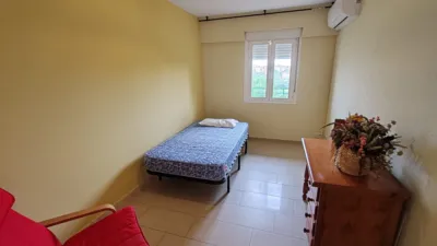 Apartamento en alquiler en Calle Castillo de Alcalá de Guadaira, 3, Tabladilla-Bami (Distrito Sur. Sevilla Capital) de 990 €<span>/mes</span>