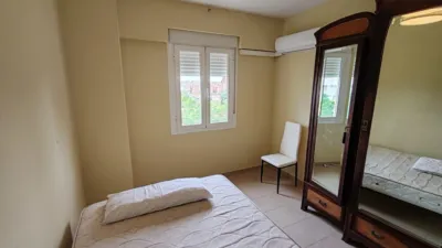 Apartamento en alquiler en Calle Castillo de Alcalá de Guadaira, 3, Tabladilla-Bami (Distrito Sur. Sevilla Capital) de 990 €<span>/mes</span>