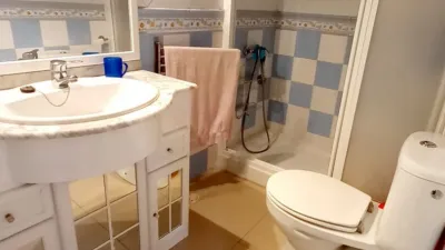 Piso en alquiler en Calle de Federico Mayo Gayarre, Amate (Distrito Cerro Amate. Sevilla Capital) de 600 €<span>/mes</span>