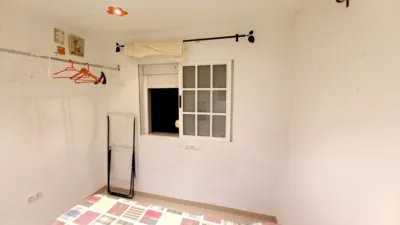 Piso en alquiler en Calle de Federico Mayo Gayarre, Amate (Distrito Cerro Amate. Sevilla Capital) de 600 €<span>/mes</span>