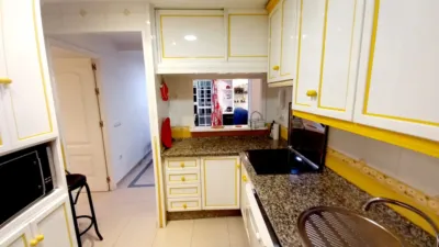 Piso en alquiler en Calle de Federico Mayo Gayarre, Amate (Distrito Cerro Amate. Sevilla Capital) de 600 €<span>/mes</span>