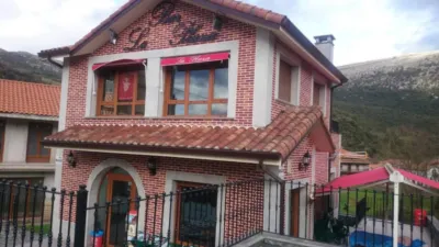 Chalet in Barrio Ogarrio photo 5