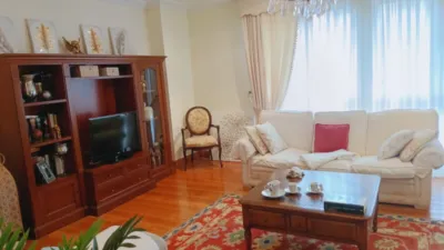 Chalet pareado en venta en Avenida de los Derechos Humanos, El Puntal (Laredo) de 605.000 €
