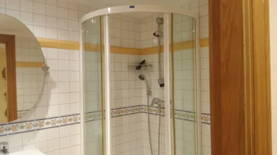 Chalet pareado en venta en Avenida de los Derechos Humanos, El Puntal (Laredo) de 605.000 €