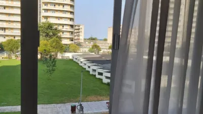 Apartment on Avenida de Francia photo 2