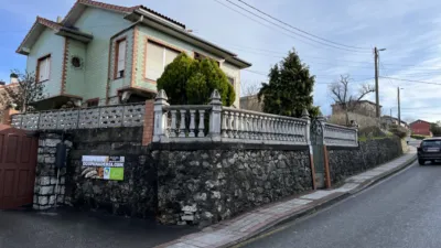 Casa en venta en Avenida de Parayas, cerca de Calle de Quevia, Maliaño (Camargo) de 295.000 €