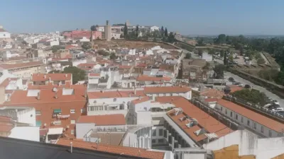 Piso en venta en Calle Ronda Pilar, Centro Histórico (Badajoz Capital) de 245.000 €