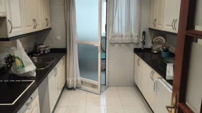 Piso en alquiler en Avenida de Damián Téllez Lafuente, María Auxiliadora-Barriada de Llera (Badajoz Capital) de 750 €<span>/mes</span>