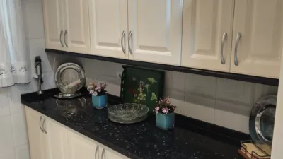 Piso en alquiler en Avenida de Damián Téllez Lafuente, María Auxiliadora-Barriada de Llera (Badajoz Capital) de 750 €<span>/mes</span>