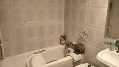 Piso en alquiler en Avenida de Damián Téllez Lafuente, María Auxiliadora-Barriada de Llera (Badajoz Capital) de 750 €<span>/mes</span>