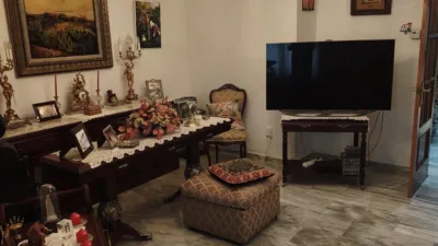 Piso en alquiler en Avenida de Damián Téllez Lafuente, María Auxiliadora-Barriada de Llera (Badajoz Capital) de 750 €<span>/mes</span>