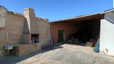 House on Calle Real photo 4