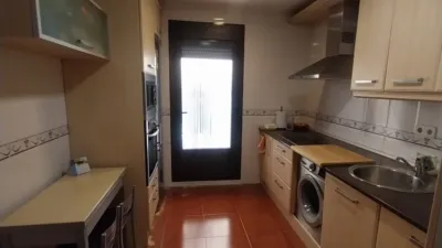 Semi-detached house on Ciriaco Velasco Street photo 16