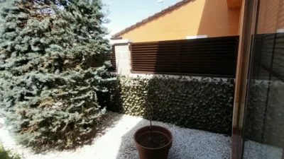Semi-detached house on Ciriaco Velasco Street photo 44