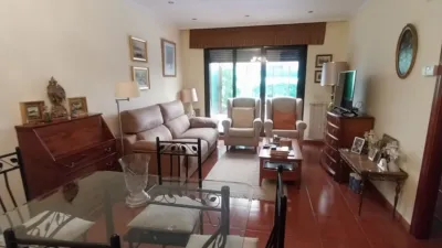 Semi-detached house on Ciriaco Velasco Street photo 13