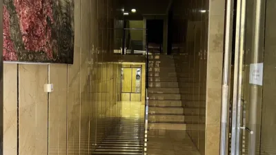 Apartment on Portugal Street, 4 photo 2
