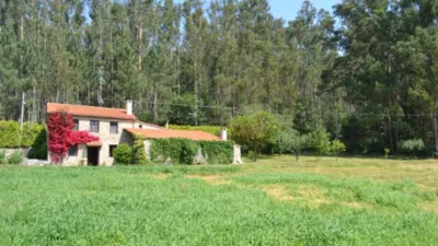 Casa en venta en Travesía Camino As Carballas-Grandal, Carballas (Grandal). Municipio de Vilarmaior de 195.000 €