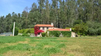 Casa en venta en Travesía Camino As Carballas-Grandal, Carballas (Grandal). Municipio de Vilarmaior de 195.000 €