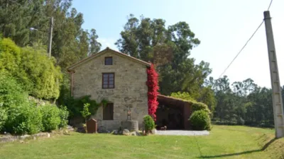 Casa en venta en Travesía Camino As Carballas-Grandal, Carballas (Grandal). Municipio de Vilarmaior de 195.000 €