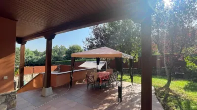 Semi-detached chalet in Urbanización Caserío de Urgel photo 6