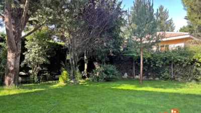 Semi-detached chalet in Urbanización Caserío de Urgel photo 3