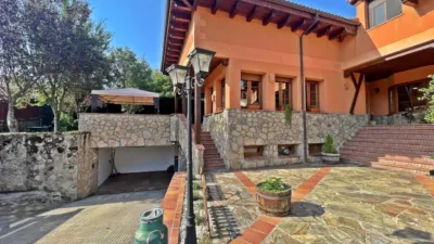 Semi-detached chalet in Urbanización Caserío de Urgel photo 5