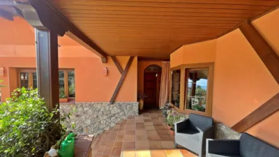 Semi-detached chalet in Urbanización Caserío de Urgel photo 7