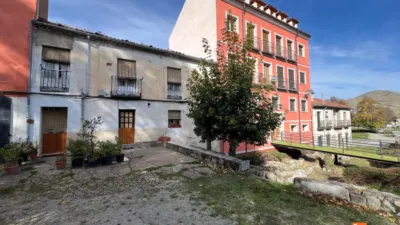 House on Carretera de Torrecaballeros photo 2