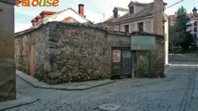 Terreno en venta en Calle de las Bóvedas, Real Sitio de San Ildefonso de 171.000 €