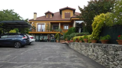House on Torrillo Street photo 37