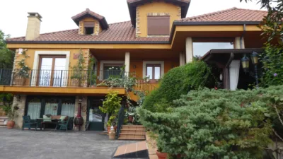 House on Torrillo Street photo 30