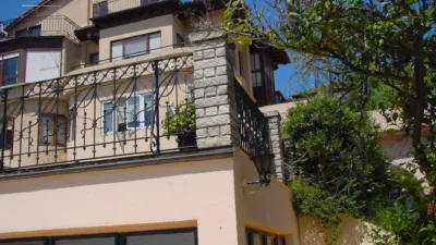 Semi-detached chalet on Avenida de la Reina Victoria photo 39