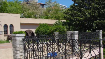 Semi-detached chalet on Avenida de la Reina Victoria photo 30