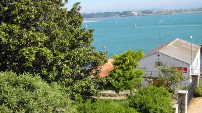 Semi-detached chalet on Avenida de la Reina Victoria photo 27