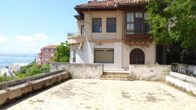 Semi-detached chalet on Avenida de la Reina Victoria photo 13