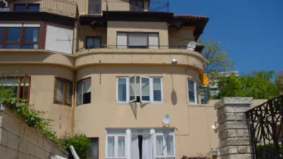 Semi-detached chalet on Avenida de la Reina Victoria photo 29