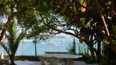 Semi-detached chalet on Avenida de la Reina Victoria photo 4