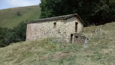 Rustic house on Calle Barrio Yera - Canaleja, No. 8 photo 11