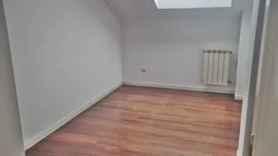 Dúplex en venta en Travesía de San Fernando, Santa Cruz de Bezana de 325.000 €