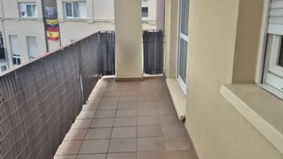 Dúplex en venta en Travesía de San Fernando, Santa Cruz de Bezana de 325.000 €