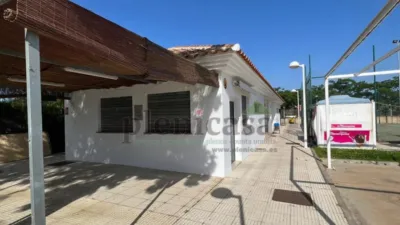 Casa adosada en venta en Calle de las Monizas, Punta Umbría de 310.000 €