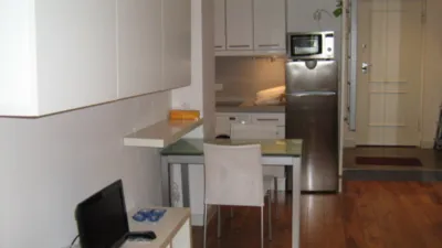 Estudio en alquiler en Calle del Arenal - Imagen 8