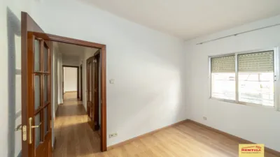 Apartment on Calle de la Virgen de los Reyes, 22 photo 5