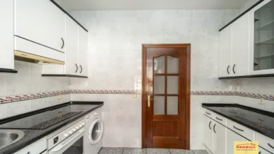 Apartment on Calle de la Virgen de los Reyes, 22 photo 24