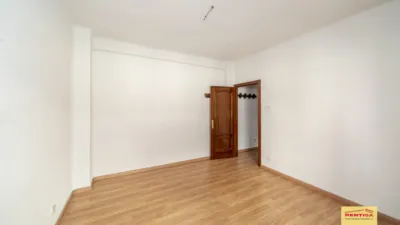 Apartment on Calle de la Virgen de los Reyes, 22 photo 36