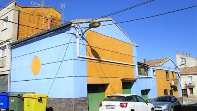 Casa en venta en Calle Almacellas, número 00, cerca de Calle del Dos de Mayo, Binéfar de 235.000 €