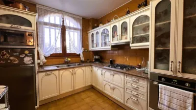 Casa en venta en Calle Afueras, Número 6, Lascellas (Lascellas-Ponzano) de 360.000 €