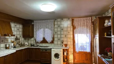 Casa en venta en Calle Afueras, Número 6, Lascellas (Lascellas-Ponzano) de 360.000 €