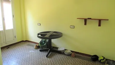 Casa en venta en Avenida del Ejército Español, número 00, Barbastro de 300.000 €