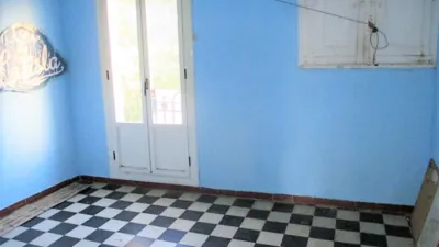 Casa en venta en Avenida del Ejército Español, número 00, Barbastro de 300.000 €